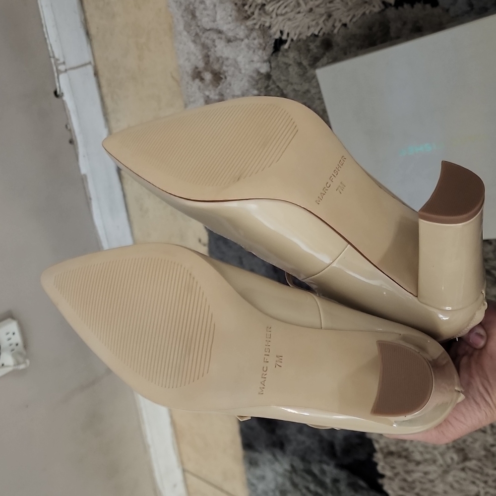 New Marc Fisher Heels - Picture 6 of 6